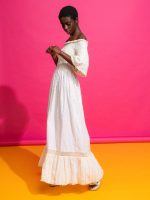 Vestido off the shoulder branco
