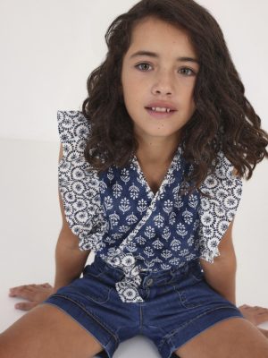 Blusa combinada com folhos de algodão