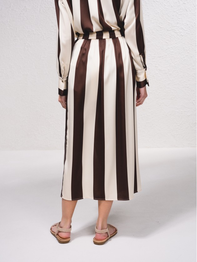 1740074538_4fea6bf045a5acadd4eb697b7db623bc Saia midi com abertura à frente - Image 4