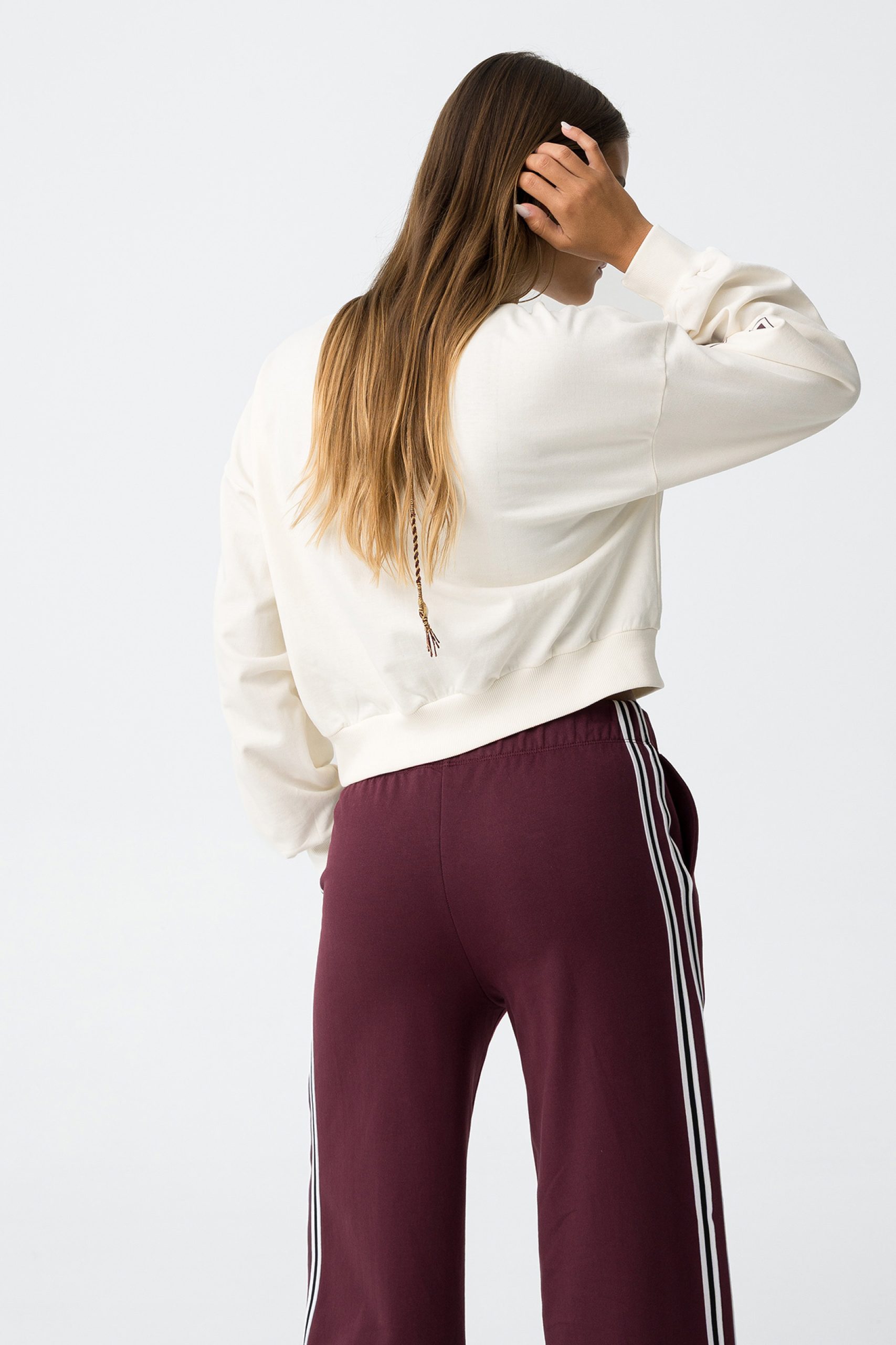 1755096160_6caf7ea7446d5c570225aa402d001191 Sweatshirt - Image 4
